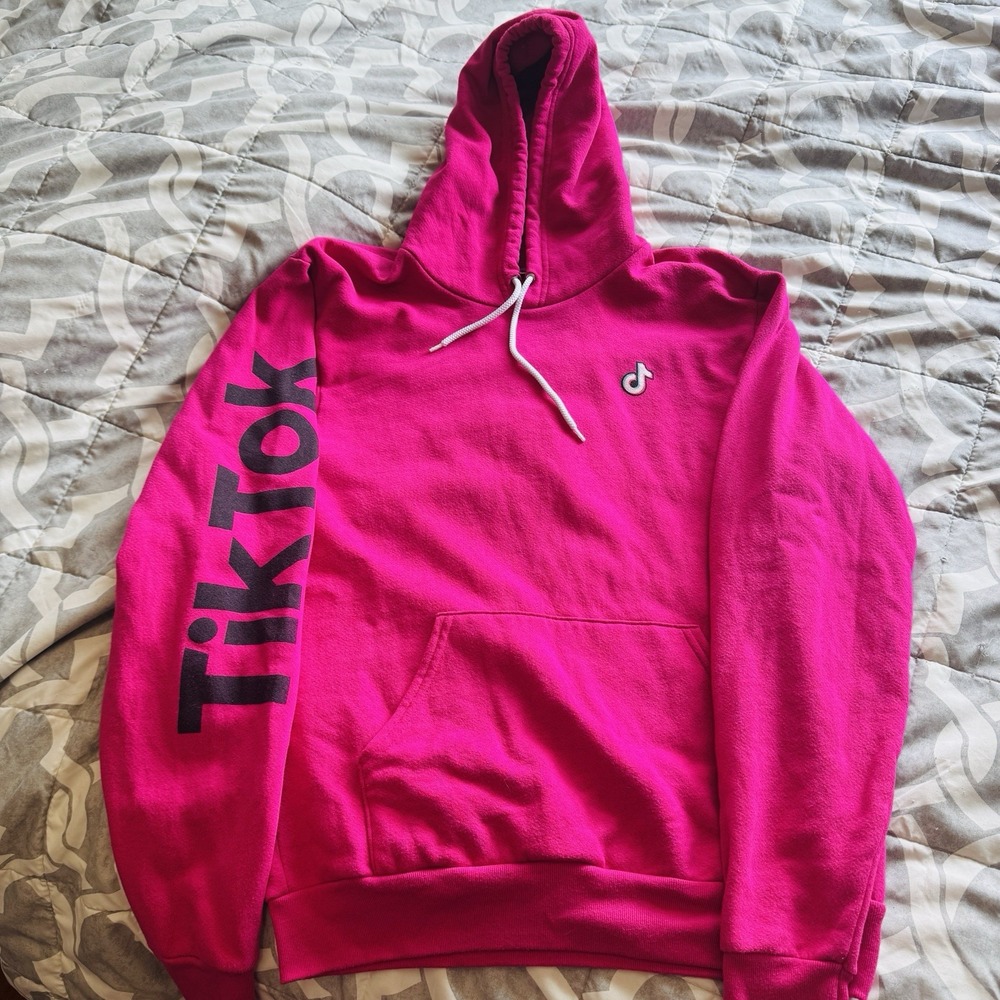 TikTok Logo Hoodie Pink Medium Unisex Pullover Sweatshirt Kangaroo Pocket